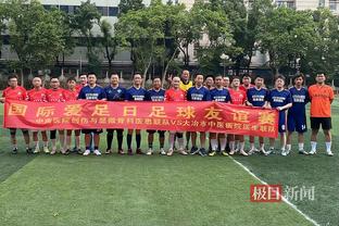 毛剑卿盛赞中国足球小将任意球配合：很多职业队在练，但打不出来